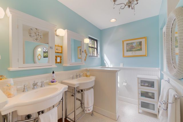 1827 N Palmway, Lake Worth Beach, FL 33460