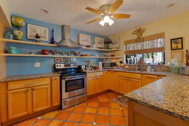 1827 N Palmway, Lake Worth Beach, FL 33460