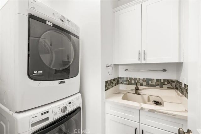 83 Waterleaf, Irvine, CA 92620