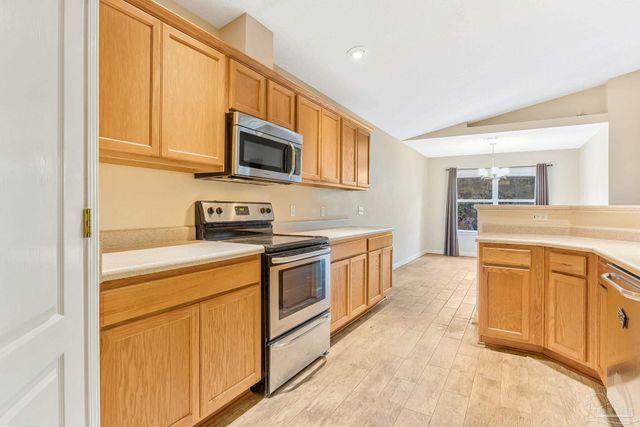 7378 Peterson Ln, Pensacola, FL 32506