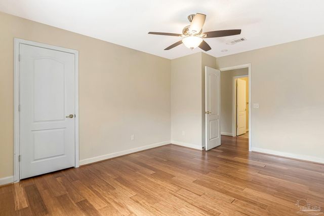 7378 Peterson Ln, Pensacola, FL 32506