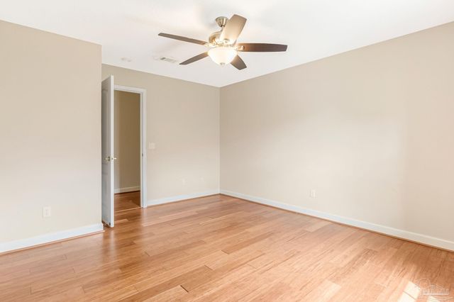 7378 Peterson Ln, Pensacola, FL 32506