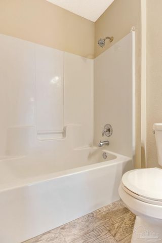 7378 Peterson Ln, Pensacola, FL 32506