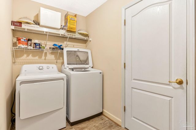 7378 Peterson Ln, Pensacola, FL 32506