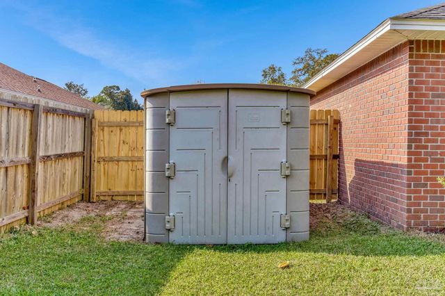 7378 Peterson Ln, Pensacola, FL 32506