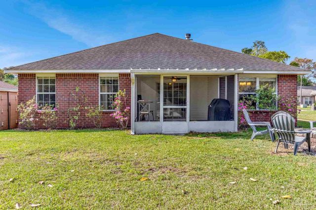 7378 Peterson Ln, Pensacola, FL 32506