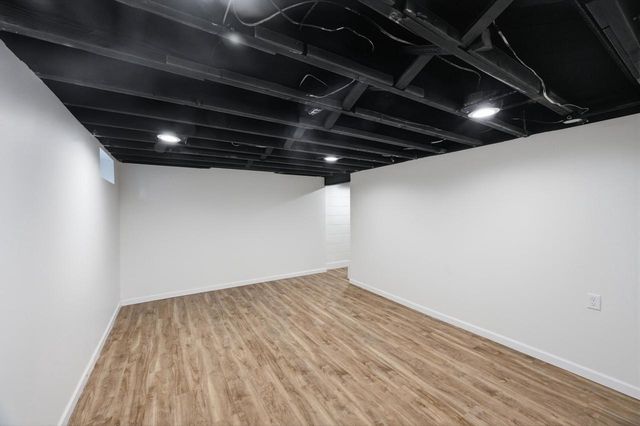 4170 S 5th PLACE, Milwaukee, WI 53207