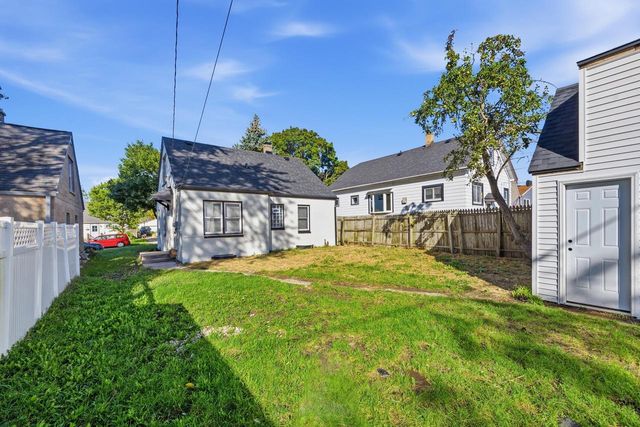 4170 S 5th PLACE, Milwaukee, WI 53207