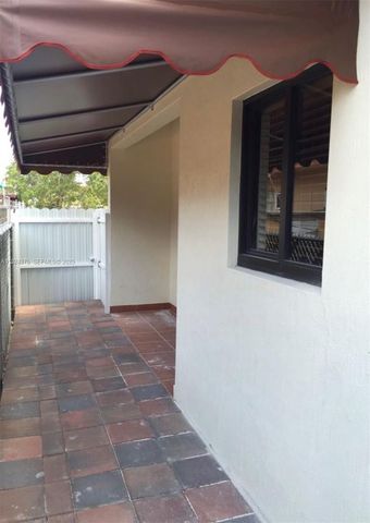 41 W 14th St 1, Hialeah, FL 33010