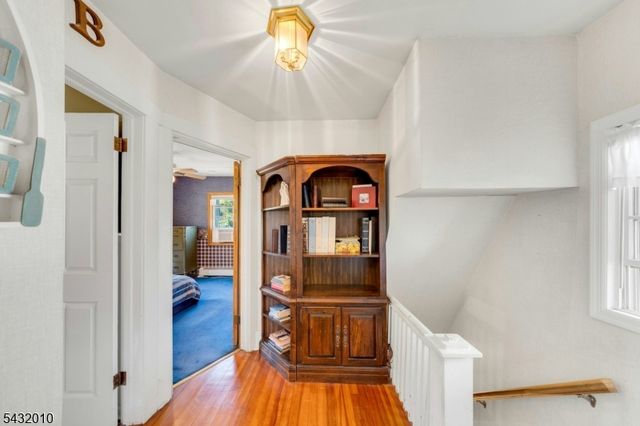 52 Terrace Ave, Rochelle Park Twp., NJ 07662