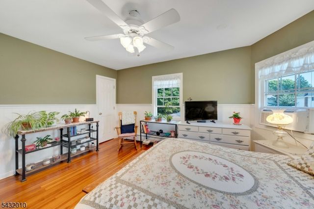 52 Terrace Ave, Rochelle Park Twp., NJ 07662