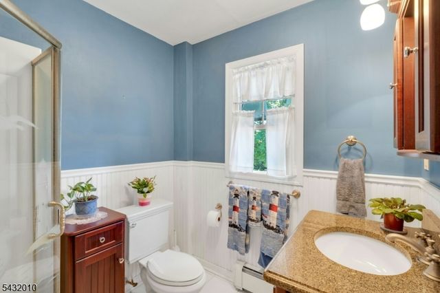52 Terrace Ave, Rochelle Park Twp., NJ 07662