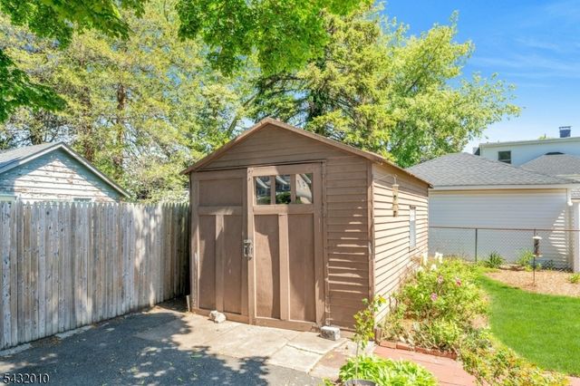 52 Terrace Ave, Rochelle Park Twp., NJ 07662
