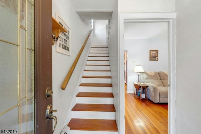 52 Terrace Ave, Rochelle Park Twp., NJ 07662