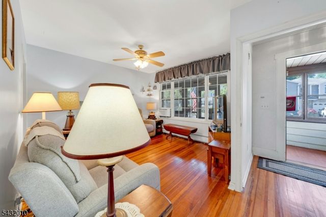 52 Terrace Ave, Rochelle Park Twp., NJ 07662