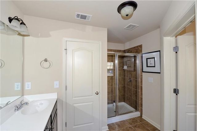 2349 White Oak Bend SE 22, Smyrna, GA 30080