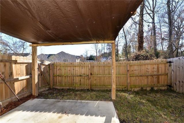 2349 White Oak Bend SE 22, Smyrna, GA 30080