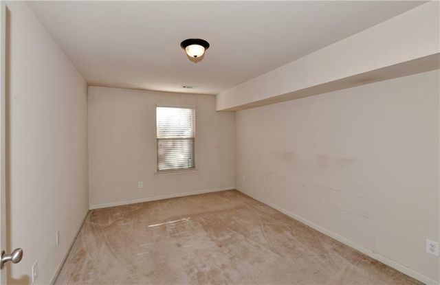 2349 White Oak Bend SE 22, Smyrna, GA 30080