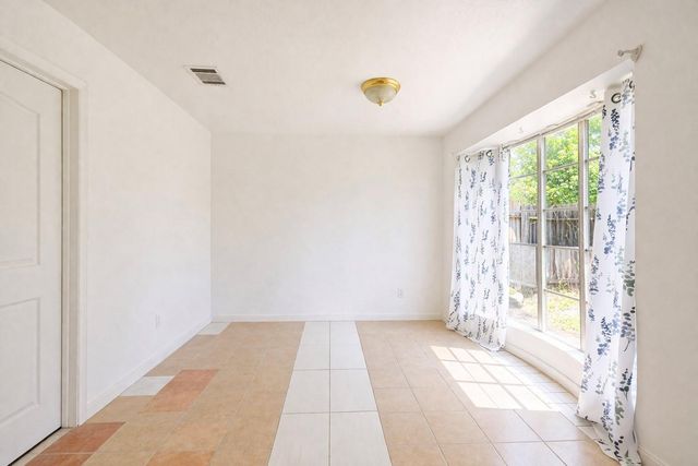 10930 W Bellfort Avenue, Houston, TX 77099