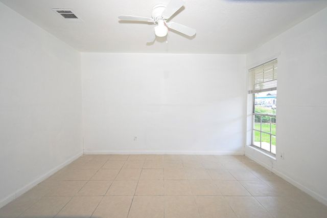 10930 W Bellfort Avenue, Houston, TX 77099