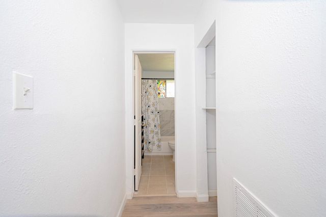 10930 W Bellfort Avenue, Houston, TX 77099