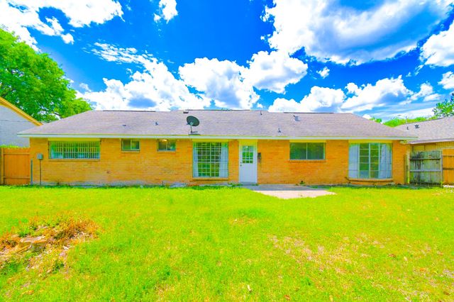 10930 W Bellfort Avenue, Houston, TX 77099