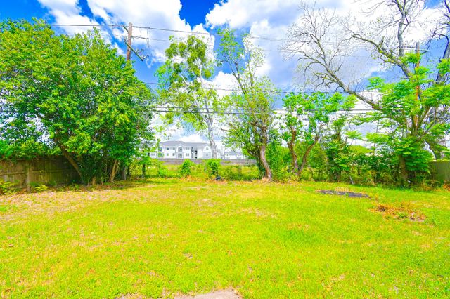 10930 W Bellfort Avenue, Houston, TX 77099