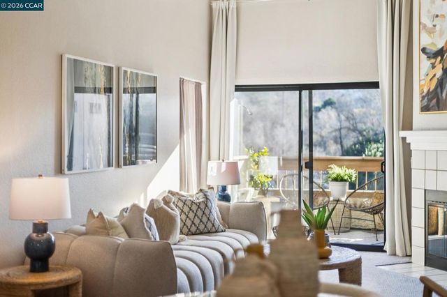 1632 S Villa Way, Walnut Creek, CA 94595