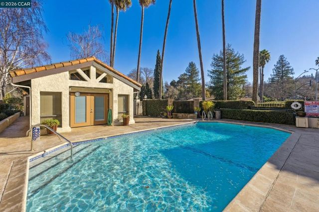 1632 S Villa Way, Walnut Creek, CA 94595