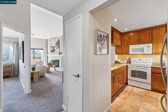 1632 S Villa Way, Walnut Creek, CA 94595