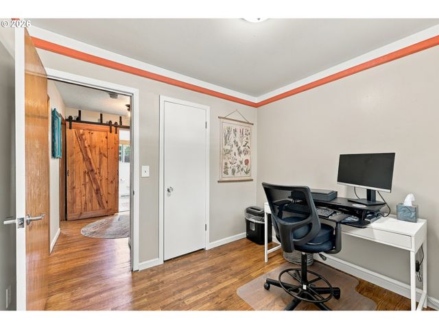 21658 Se OAK St, Gresham, OR 97030