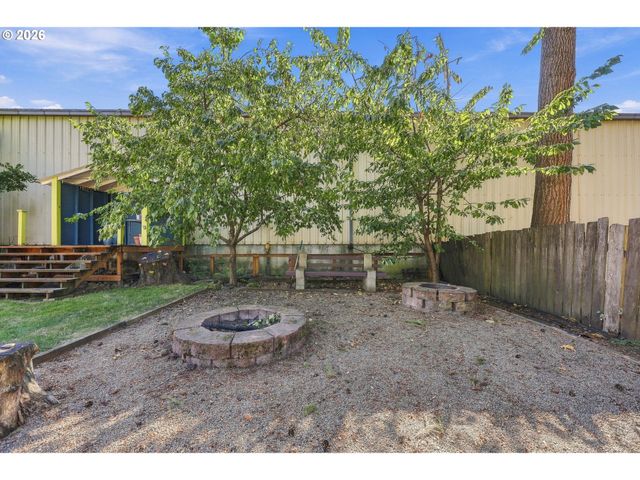 21658 Se OAK St, Gresham, OR 97030