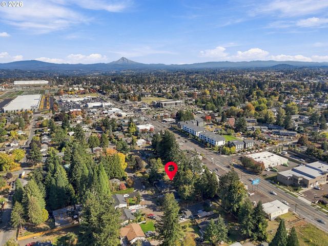 21658 Se OAK St, Gresham, OR 97030