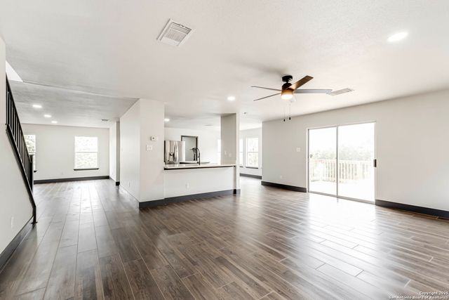 8626 Vantage, San Antonio, TX 78251