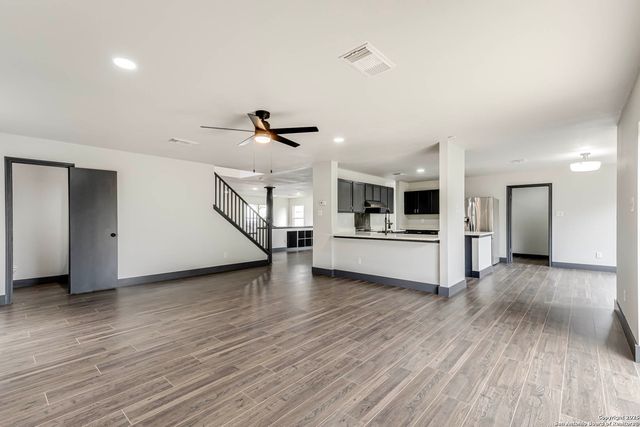 8626 Vantage, San Antonio, TX 78251