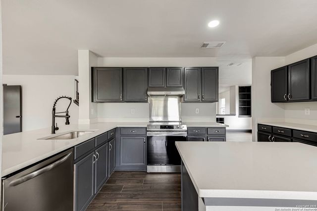 8626 Vantage, San Antonio, TX 78251