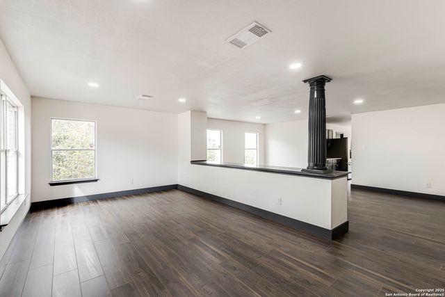 8626 Vantage, San Antonio, TX 78251