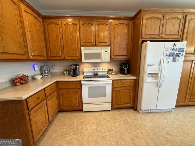 2909 N Sharon Church Road, Loganville, GA 30052