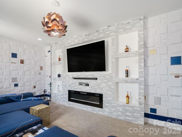 15213 Shallow Ridge Road, Charlotte, NC 28278