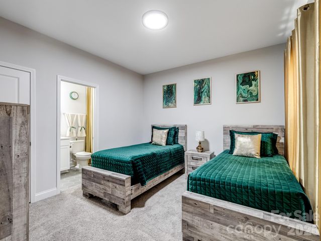 15213 Shallow Ridge Road, Charlotte, NC 28278