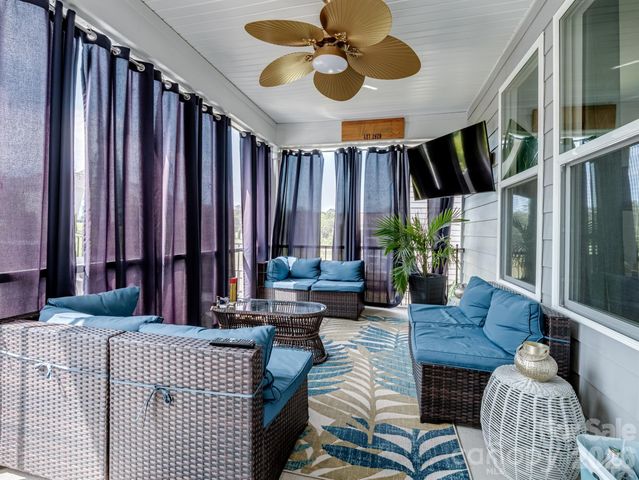 15213 Shallow Ridge Road, Charlotte, NC 28278