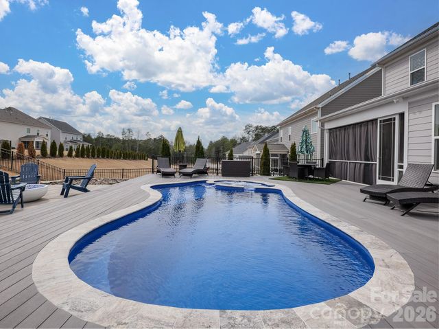 15213 Shallow Ridge Road, Charlotte, NC 28278