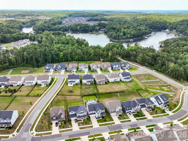 15213 Shallow Ridge Road, Charlotte, NC 28278