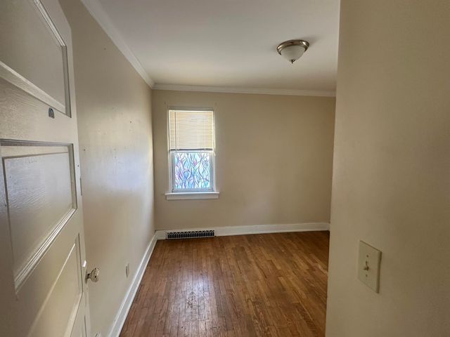 110 W State Street, Clare, MI 48617