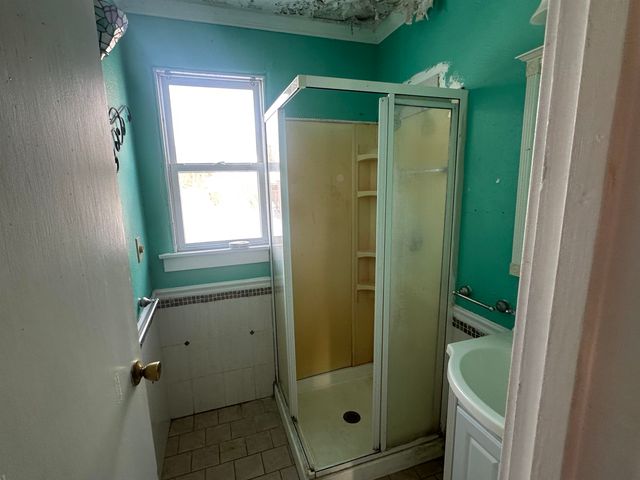 110 W State Street, Clare, MI 48617