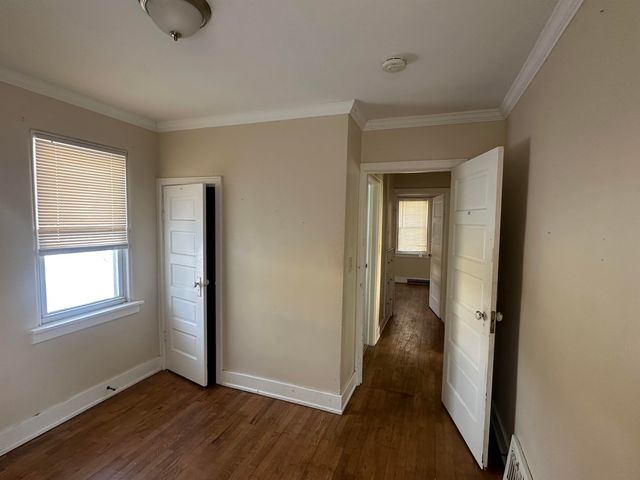 110 W State Street, Clare, MI 48617