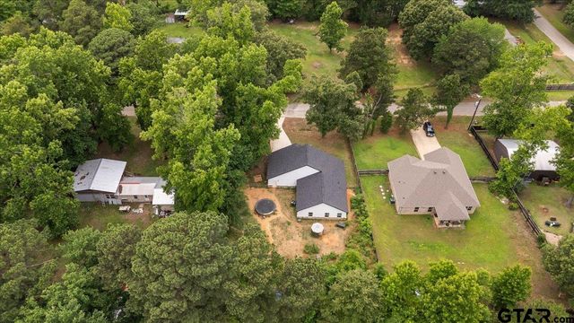 10186 Sparks Drive, Tyler, TX 75704