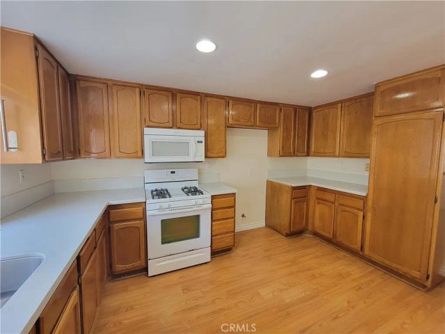 2300 Maple Avenue 31, Torrance, CA 90503