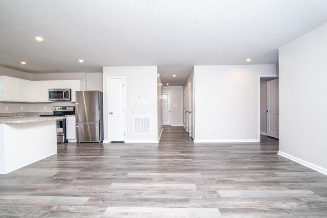 195 Skyway Drive, Springfield, OH 45505