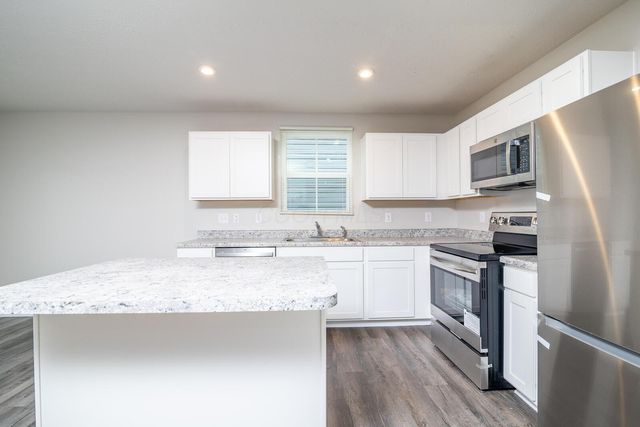 195 Skyway Drive, Springfield, OH 45505